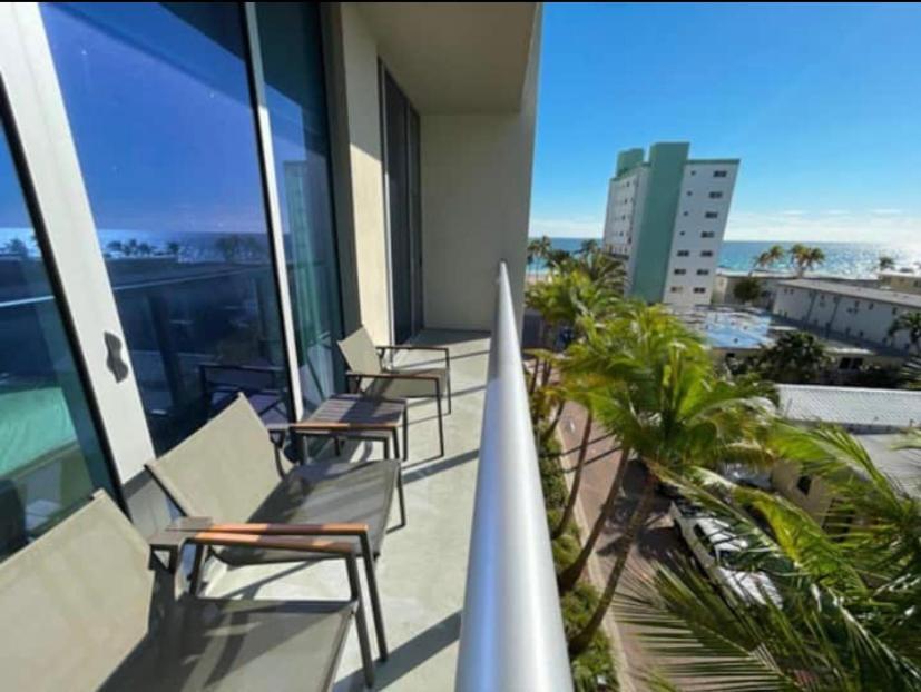 Costa Hollywood Steps To Beach Luaran gambar